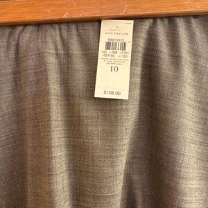 Ann Taylor Business suit skirt with lining